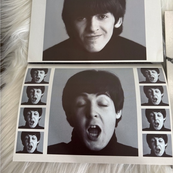 The Beatles Collector's Edition Gray Box Set - Picture 7 of 9
